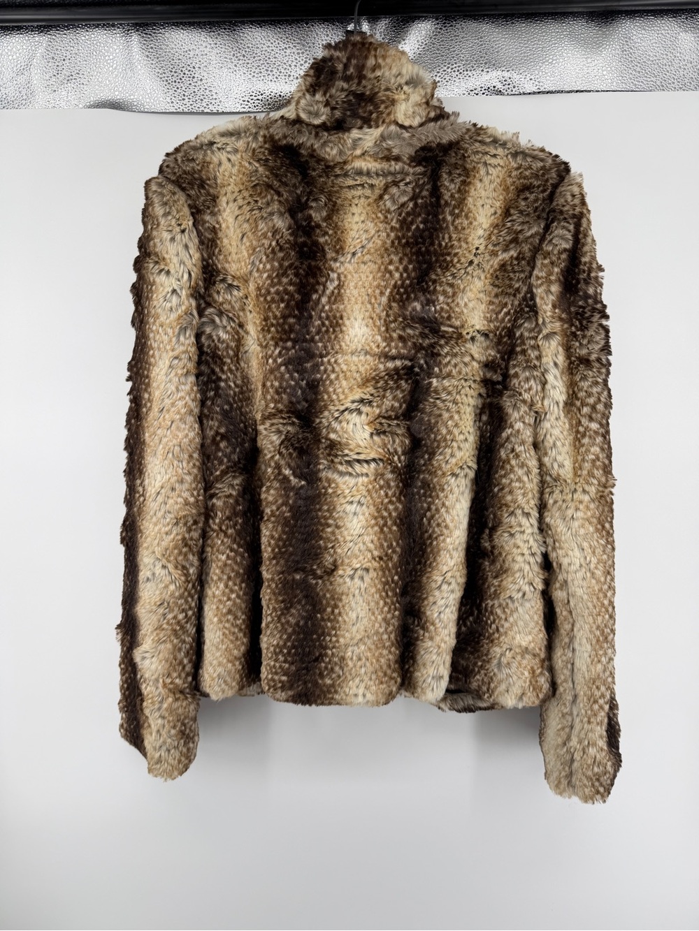 Show Me Your Mumu Mob Wife Boho Glam Whimsigoth Brown Faux Fur Crop Jacket S - Picture 7 of 13